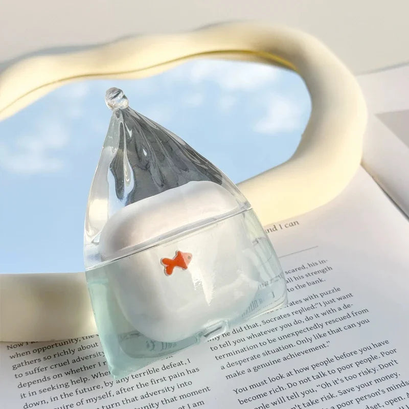 Estuche de silicona premium para auriculares con diseño de pez tierno